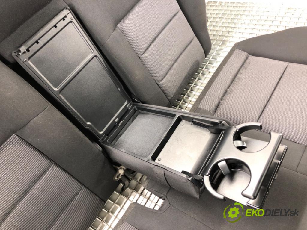 MERCEDES-BENZ KLASA E (W212) 2009 - 2016    E 200 CDI / BlueTEC (212.005, 212.006) 100 kW [136  Sedadlo druhý rad
