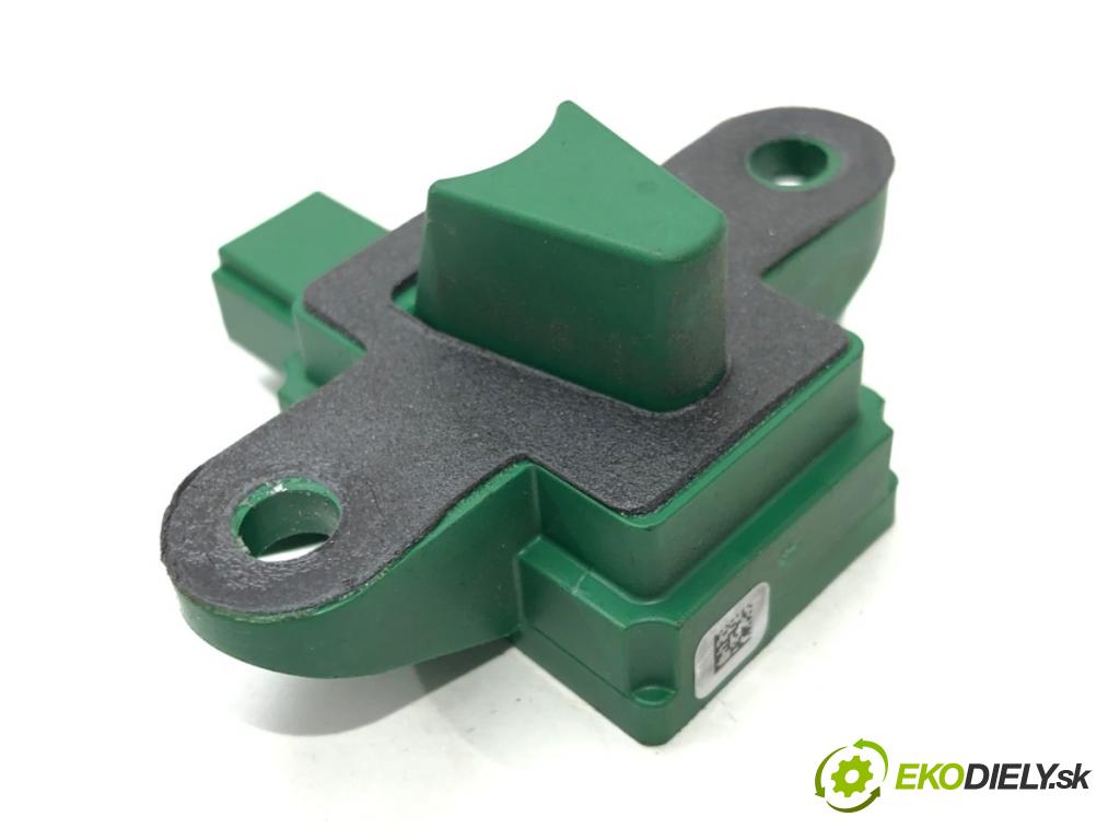 MERCEDES-BENZ KLASA E (W212) 2009 - 2016    E 200 CDI / BlueTEC (212.005, 212.006) 100 kW [136  Snímač nárazu A1729056100 (Snímače nárazu)