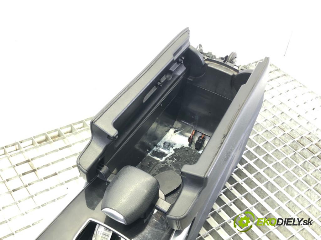 MERCEDES-BENZ KLASA E (W212) 2009 - 2016    E 200 CDI / BlueTEC (212.005, 212.006) 100 kW [136  Lakťová opierka  (Lakťové opierky)