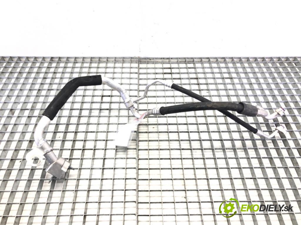 MERCEDES-BENZ KLASA E (W212) 2009 - 2016    E 200 CDI / BlueTEC (212.005, 212.006) 100 kW [136  rúrka klimatizácie A2128308200 (Rúrky klimatizácie)