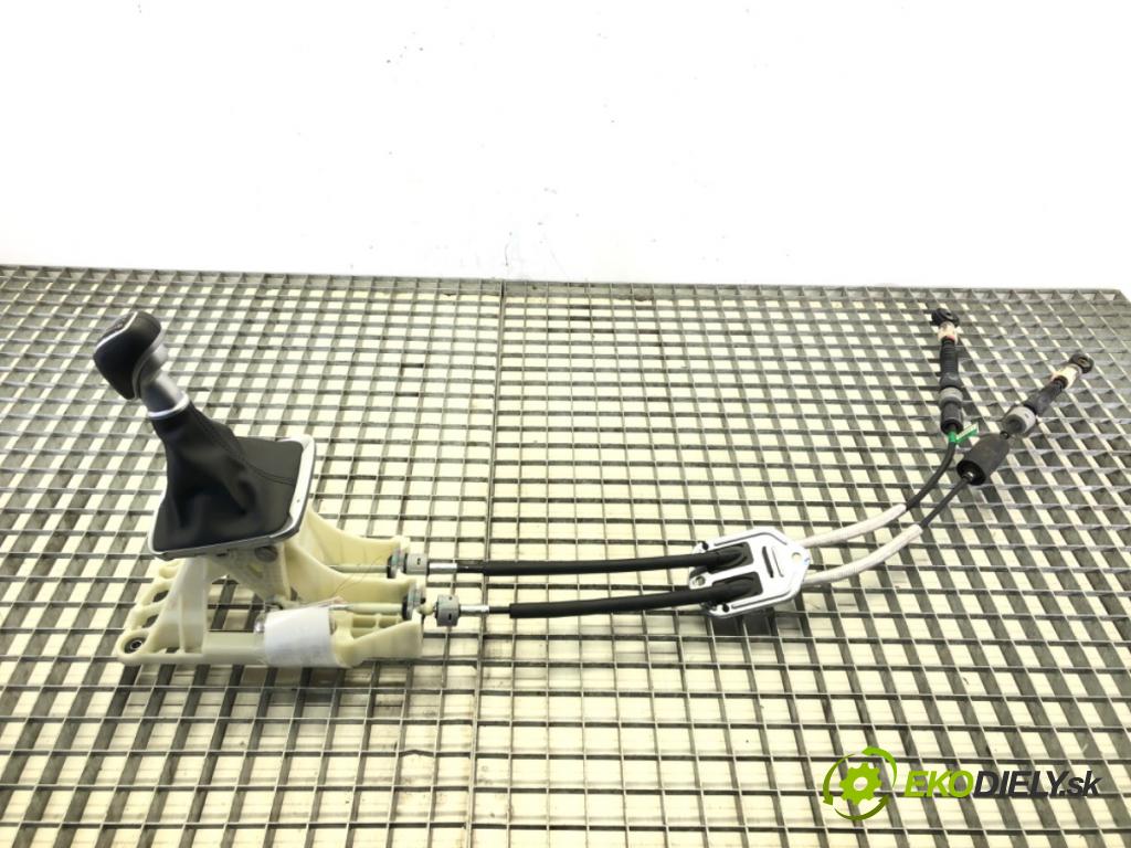 HYUNDAI KONA (OS, OSE, OSI) 2017 - 2022    1.0 T-GDi 88 kW [120 KM] benzyna 2017 - 2022  Kulisa 43700-J9160 (Rýchlostné páky / kulisy)