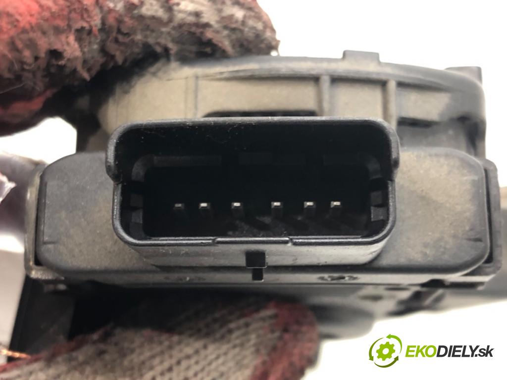 PEUGEOT 308 I (4A_, 4C_) 2007 - 2016    1.6 16V 88 kW [120 KM] benzyna 2007 - 2014  Potenciometer plynu 9681844080 (Pedále)