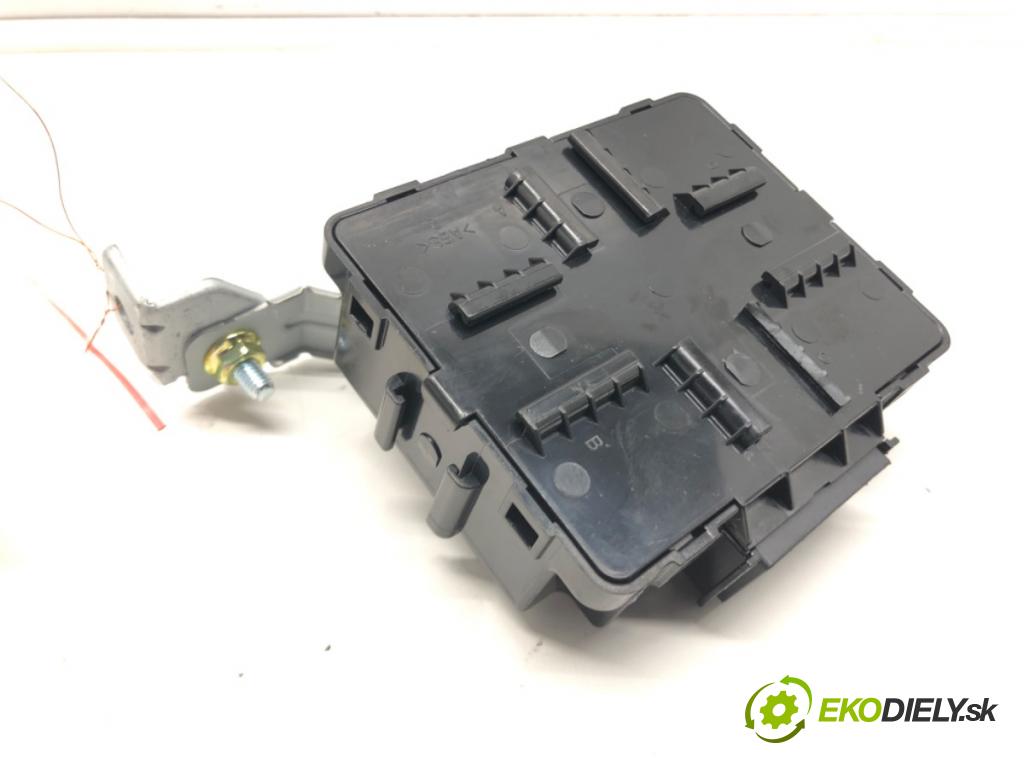 HYUNDAI KONA (OS, OSE, OSI) 2017 - 2022    1.0 T-GDi 88 kW [120 KM] benzyna 2017 - 2022  Modul Riadiaca jednotka 95300-J9100 (Ostatné)