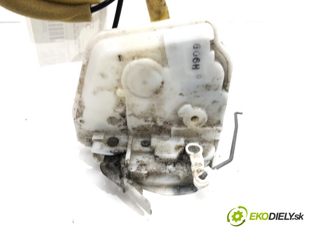 MAZDA 2 (DE_, DH_) 2007 - 2015    1.6 MZ-CD 66 kW [90 KM] olej napędowy 2008 - 2015  zámok dveře levý přední část