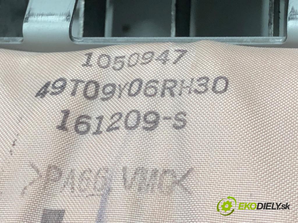 MAZDA 2 (DE_, DH_) 2007 - 2015    1.6 MZ-CD 66 kW [90 KM] olej napędowy 2008 - 2015  Palubná doska silentbloku pasy