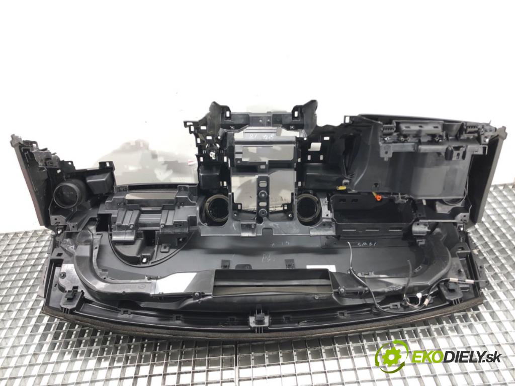 MAZDA 2 (DE_, DH_) 2007 - 2015    1.6 MZ-CD 66 kW [90 KM] olej napędowy 2008 - 2015  Palubná doska silentbloku pasy