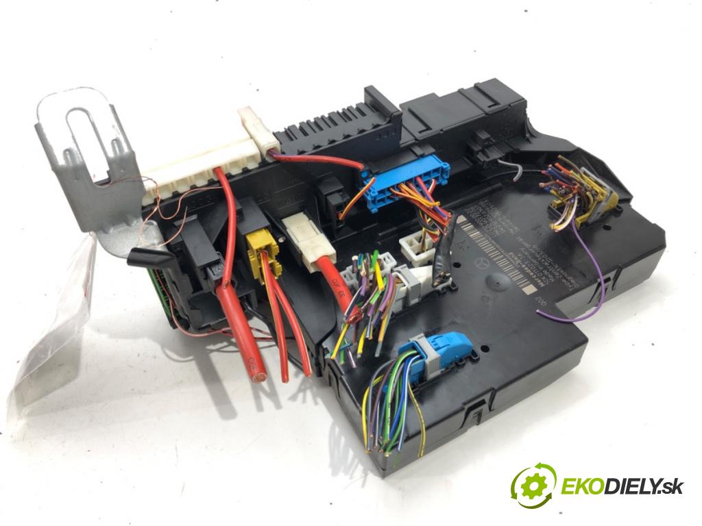 MERCEDES-BENZ KLASA E (W212) 2009 - 2016    E 200 CDI / BlueTEC (212.005, 212.006) 100 kW [136  modul SAM 2129000022 (Ostatní)