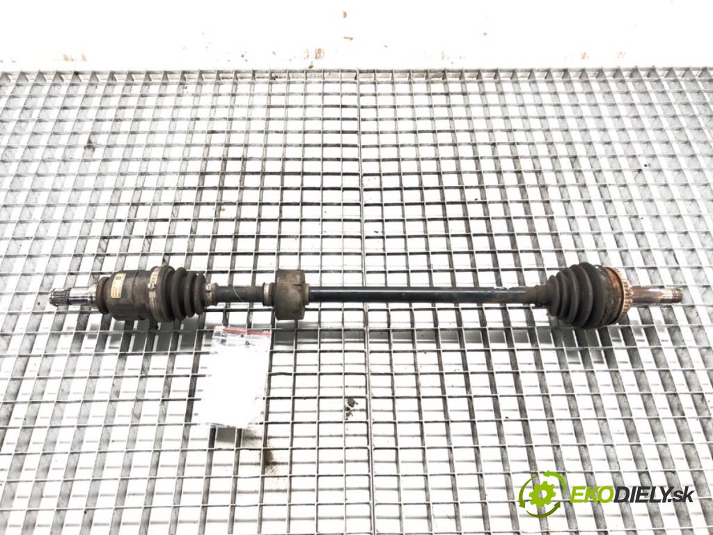 TOYOTA YARIS (_P1_) 1999 - 2005    1.0 (SCP10_) 48 kW [65 KM] benzyna 2003 - 2005  Poloos pravy predný P26080567
