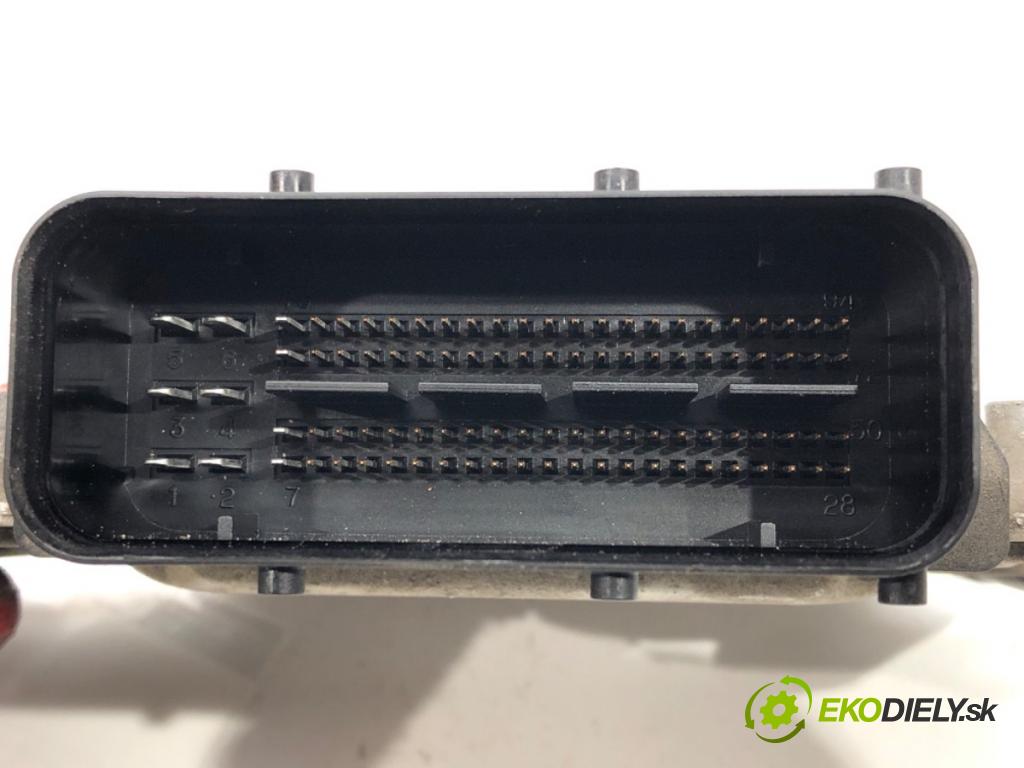 HYUNDAI i30 Kombi (FD) 2007 - 2012    1.4 80 kW [109 KM] benzyna 2009 - 2012  riadiaca jednotka Motor 39112-2B125 (Riadiace jednotky)