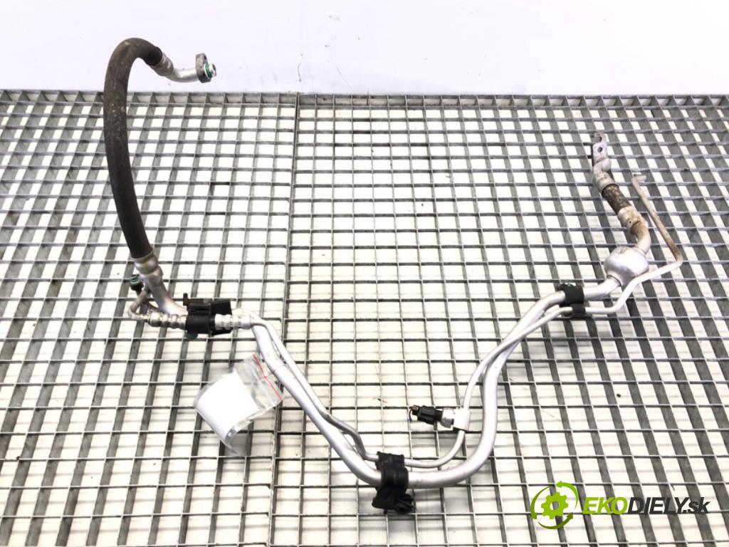 HYUNDAI i30 Kombi (FD) 2007 - 2012    1.4 80 kW [109 KM] benzyna 2009 - 2012  rúrka klimatizácie 97775-2R000 (Rúrky klimatizácie)