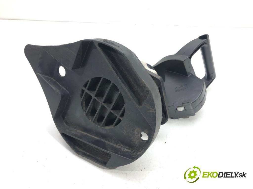 RENAULT CLIO IV (BH_) 2012 - 2022    0.9 TCe 90 66 kW [90 KM] benzyna 2012 - 2022  VÝTAH: kola NÁHRADNÍ: 8200551279