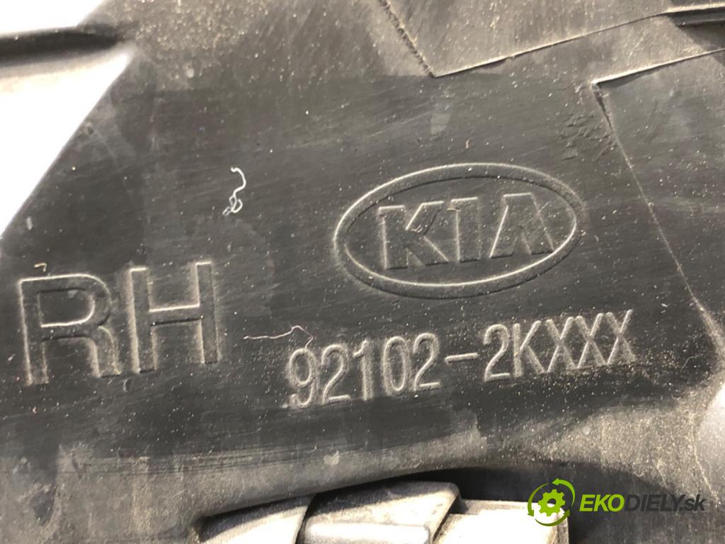 KIA SOUL I (AM) 2009 - 2022    1.6 CRDi 128 94 kW [126 KM] olej napędowy 2009 - 2  Svetlomet pravy predný 92102-2KXXX