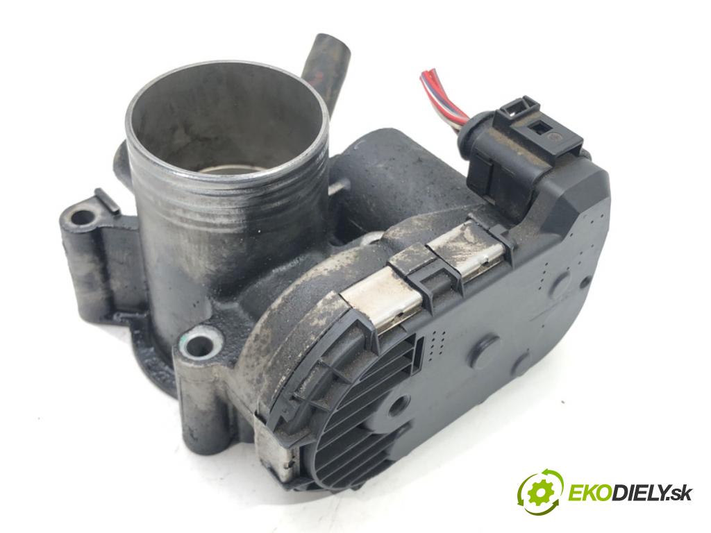 VW POLO (6N2) 1999 - 2001    1.4 44 kW [60 KM] benzyna 1999 - 2001  Škrtiaca klapka 030133062C (Škrtiace klapky)