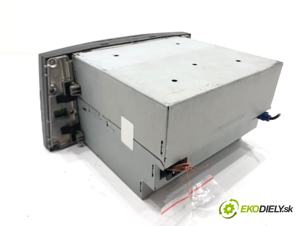 MERCEDES-BENZ CLS (C219) 2004 - 2011    CLS 320 CDI (219.322) 165 kW [224 KM] olej napędow  RADIO A2118702790 (Audio zariadenia)