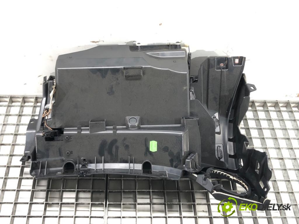 MERCEDES-BENZ CLS (C219) 2004 - 2011    CLS 320 CDI (219.322) 165 kW [224 KM] olej napędowy 2005 - 2010  Priehradka, kastlík spolujazdca  (Priehradky, kastlíky)