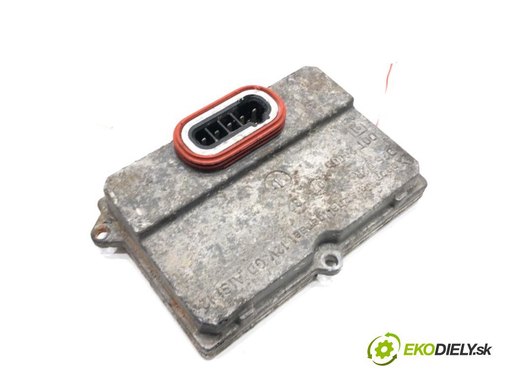 MERCEDES-BENZ CLS (C219) 2004 - 2011    CLS 320 CDI (219.322) 165 kW [224 KM] olej napędowy 2005 - 2010  Menič XENON 5DV008290-00 (Riadiace jednotky xenónu)