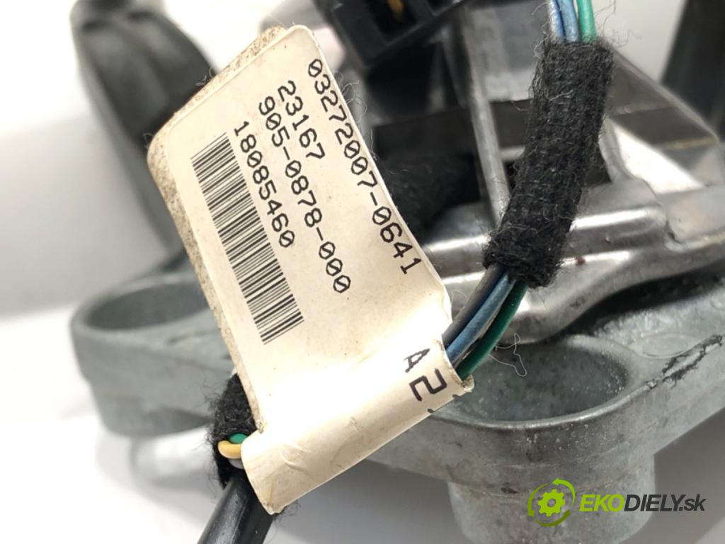 MERCEDES-BENZ CLS (C219) 2004 - 2011    CLS 320 CDI (219.322) 165 kW [224 KM] olej napędowy 2005 - 2010  zpětné zrcátko vnitřní  (Světla vnitřní)