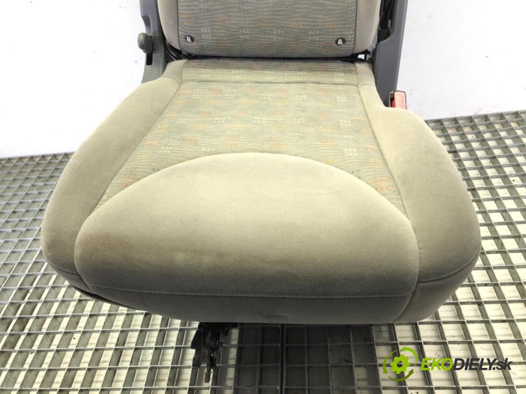 CITROEN JUMPY (VF7) 2007 - 2016    2.0 HDi 120 88 kW [120 KM] olej napędowy 2007 - 2016  Sedadlo Sedadlo tretí rad