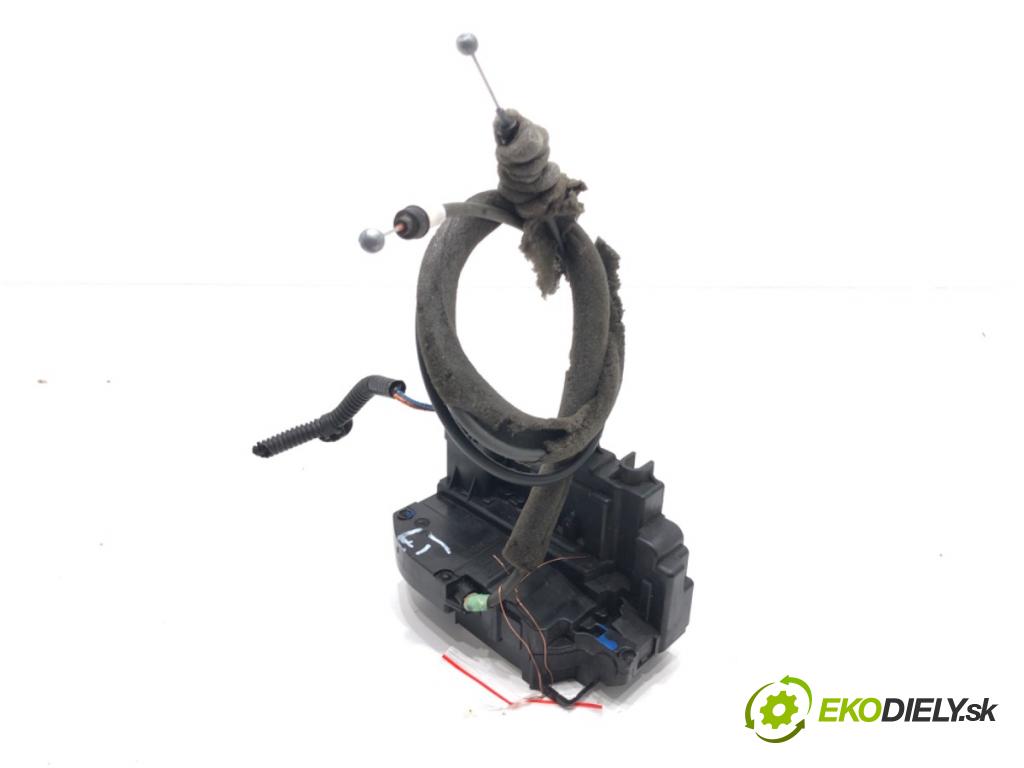 NISSAN QASHQAI / QASHQAI +2 I (J10, NJ10, JJ10E) 2006 - 2014    2.0 Napęd na wszystkie koła 104 kW [141 KM] benzyna 2007 - 2013  zámok dveře levý zadní část 