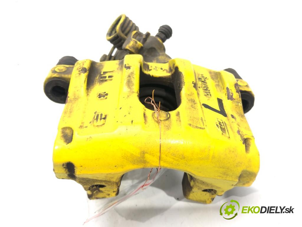 FORD FOCUS II liftback 2010 85 kW 1.6 Ti 1596 Brzdič strmeň ľavy zad 