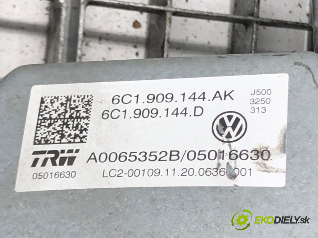SKODA FABIA III Kombi (NJ5) 2014 - 2022    1.0 44 kW [60 KM] benzyna 2014 - 2022  Pumpa servočerpadlo 6C1909144AK (Servočerpadlá, pumpy riadenia)