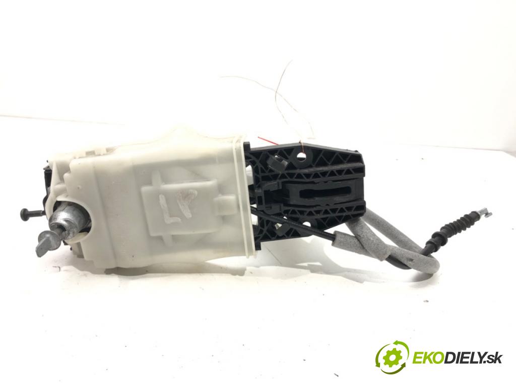 SKODA FABIA III Kombi (NJ5) 2014 - 2022    1.0 44 kW [60 KM] benzyna 2014 - 2022  Kľučka vonkajšia ľavy predný