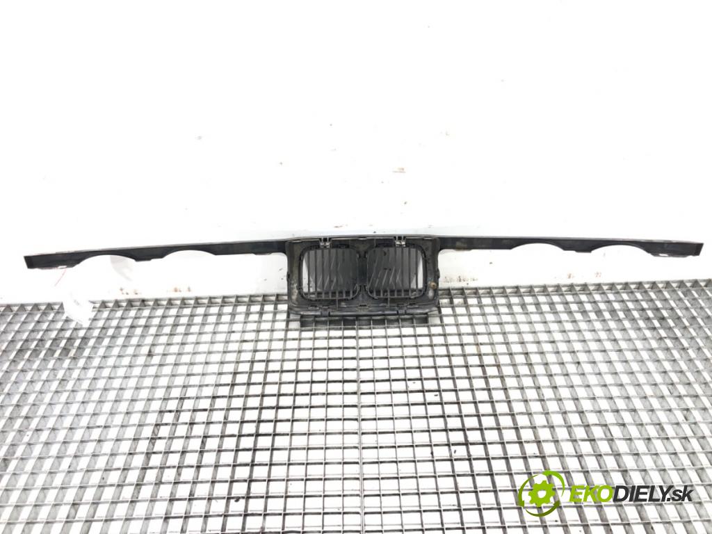 BMW 5 Touring (E34) 1991 - 1996    518 i 83 kW [113 KM] benzyna 1993 - 1994  mřížka maska  (Mřížky (masky) chladičů)