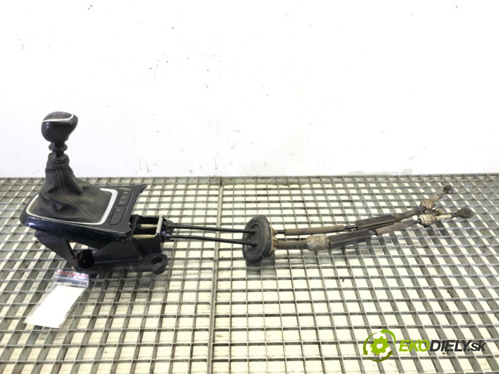 OPEL CROSSLAND X / CROSSLAND (P17, P2QO) 2017 - 2022    1.5 Turbo D (75) 75 kW [102 KM] olej napędowy 2018  Kulisa 1000573614 (Rýchlostné páky / kulisy)