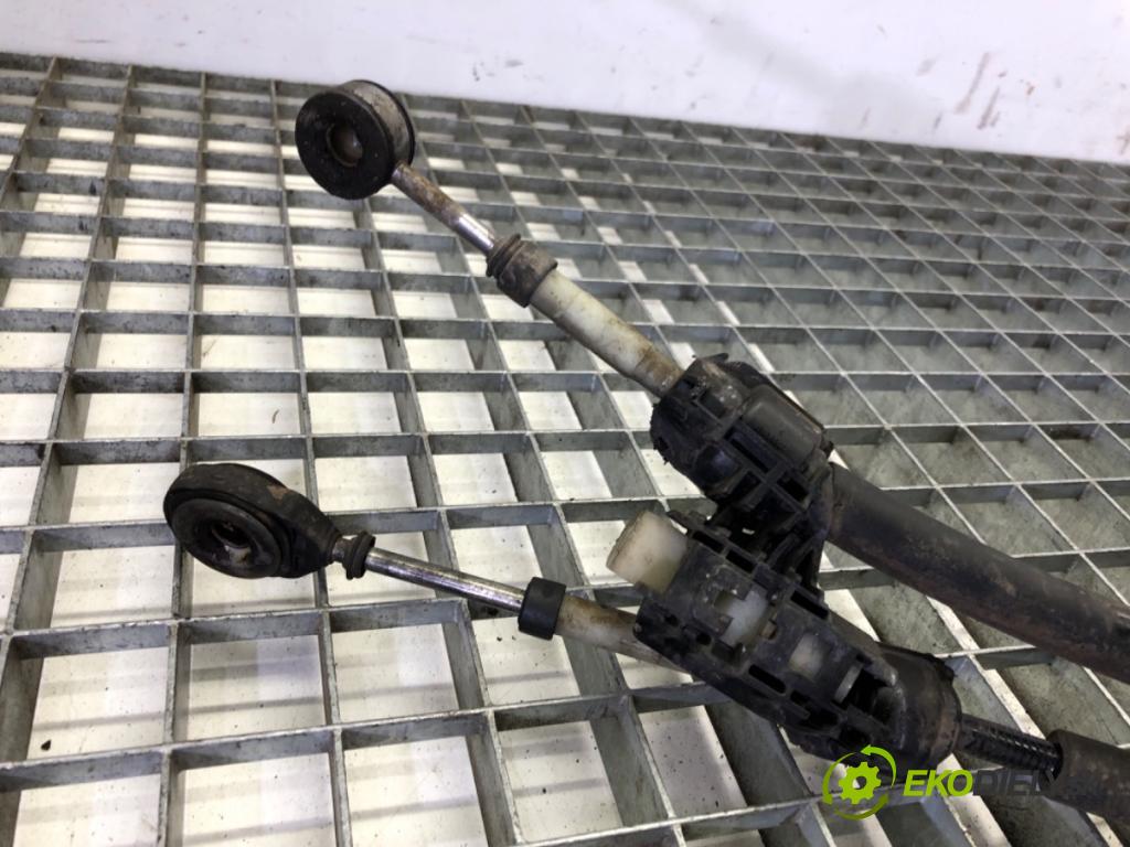 OPEL CROSSLAND X / CROSSLAND (P17, P2QO) 2017 - 2022    1.5 Turbo D (75) 75 kW [102 KM] olej napędowy 2018  Kulisa 1000573614 (Rýchlostné páky / kulisy)