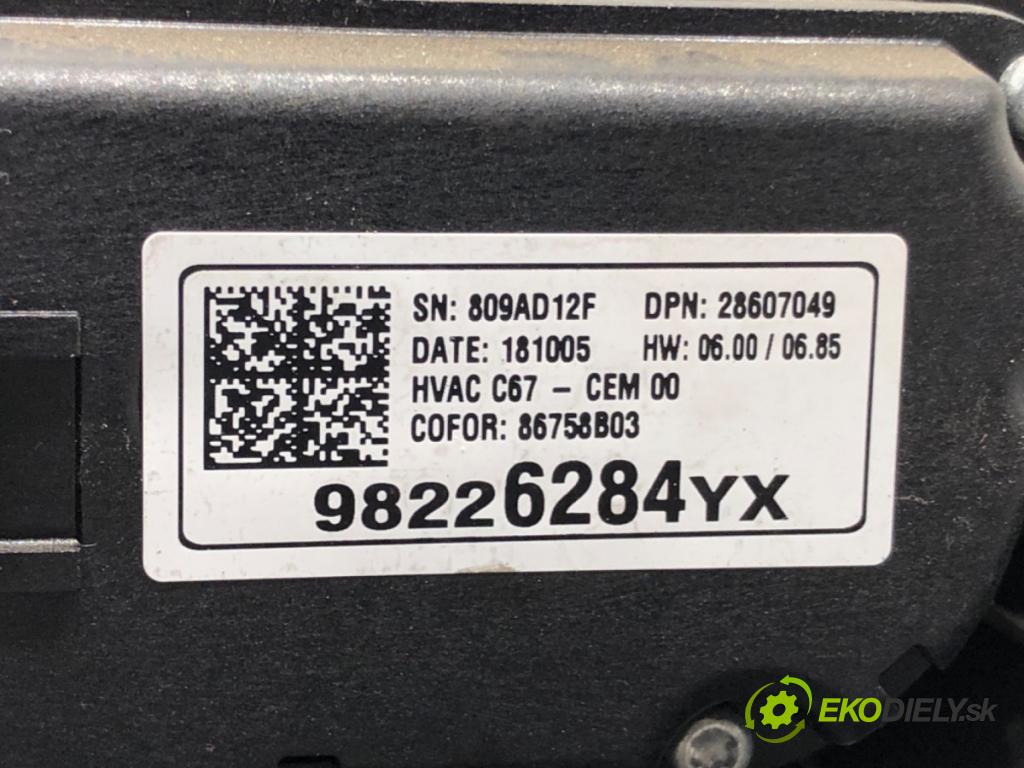 OPEL CROSSLAND X / CROSSLAND (P17, P2QO) 2017 - 2022    1.5 Turbo D (75) 75 kW [102 KM] olej napędowy 2018  Panel ovládania kúrenia 98226284 (Prepínače, spínače, tlačidlá a ovládače kúrenia)