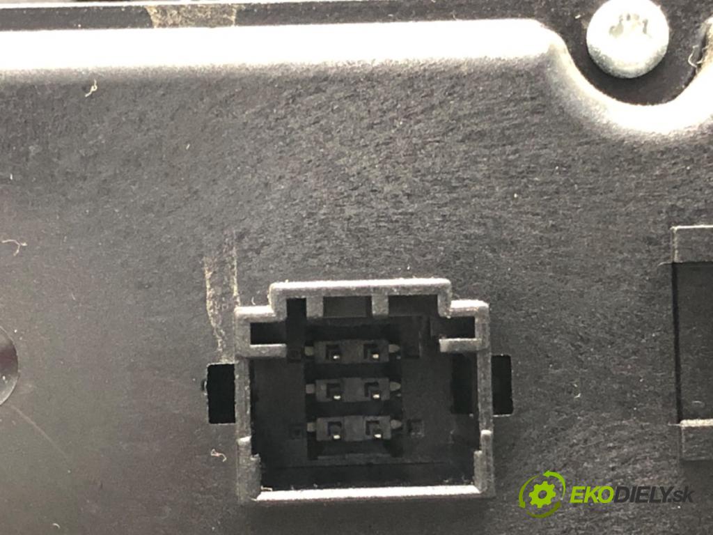 OPEL CROSSLAND X / CROSSLAND (P17, P2QO) 2017 - 2022    1.5 Turbo D (75) 75 kW [102 KM] olej napędowy 2018  Panel ovládania kúrenia 98226284 (Prepínače, spínače, tlačidlá a ovládače kúrenia)