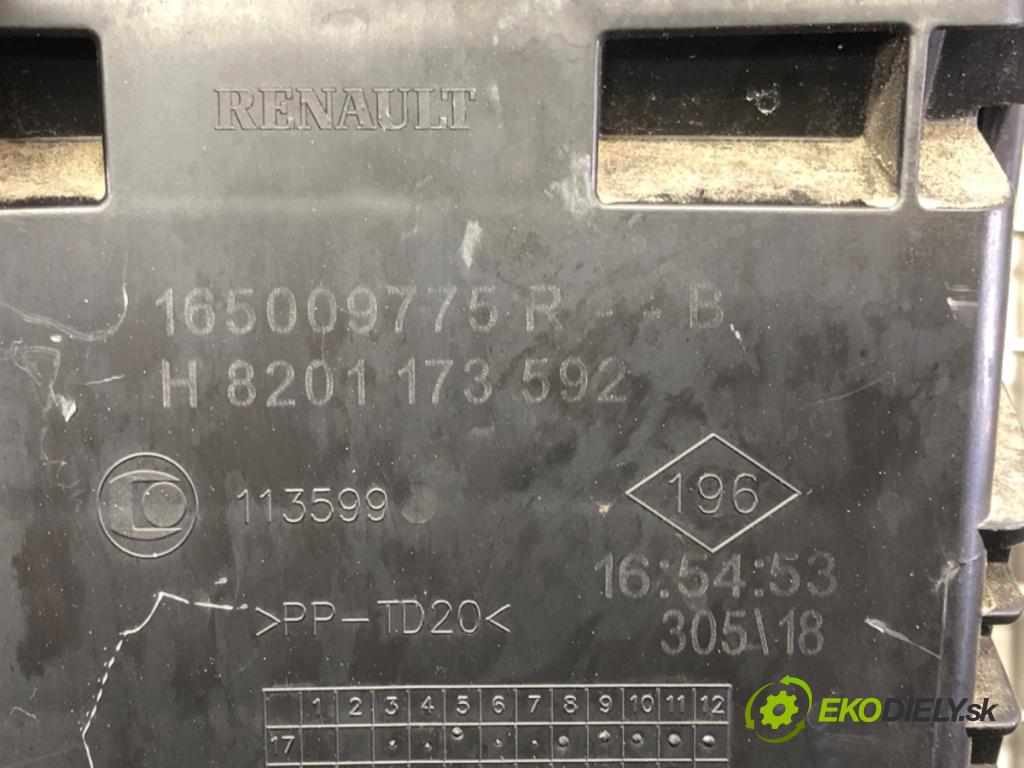 DACIA DUSTER (HM_) 2017 - 2022    1.6 SCe 115 (HMM1) 84 kW [115 KM] benzyna 2017 - 2  obal filtra vzduchu 165009775R (Kryty filtrů)