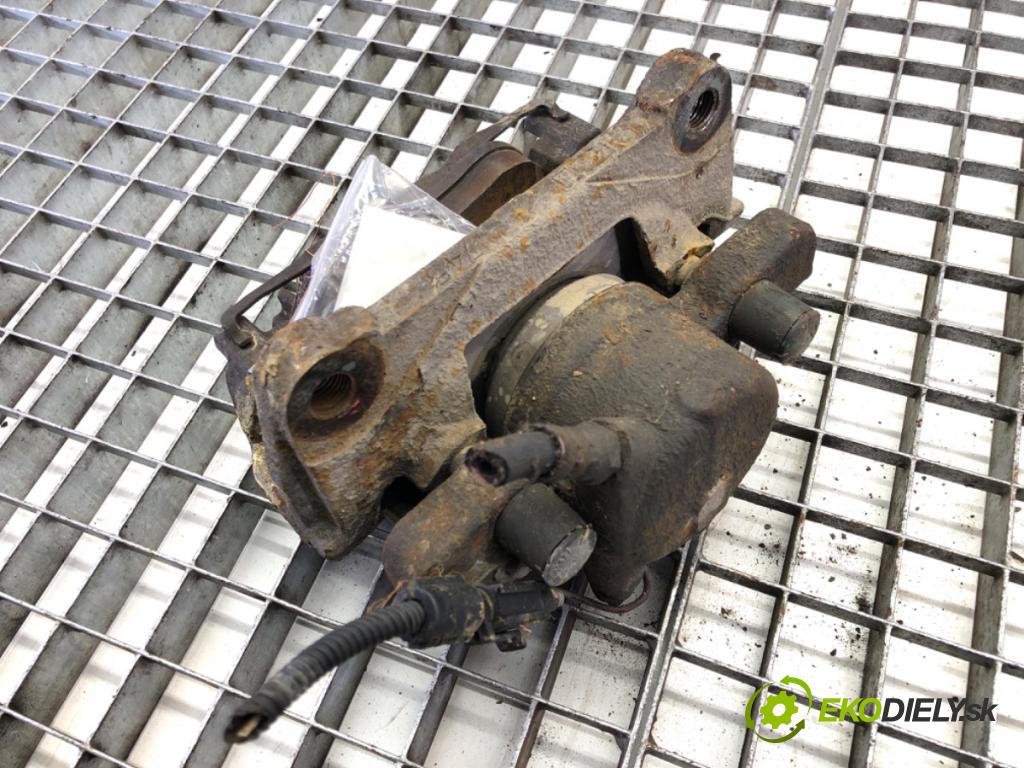 ALFA ROMEO 159 (939_) 2005 - 2012    1.9 JTDM 8V (939AXE1B, 939BXE1B, 939BXH1B) 85 kW [115 KM] olej napędowy 2005 - 2011  Brzdič strmeň pravy predný