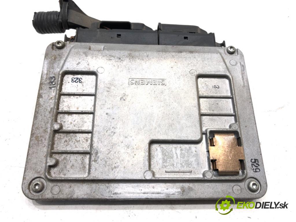 VW POLO (9N_, 9A_) 2001 - 2014    1.2 12V 47 kW [64 KM] benzyna 2001 - 2007  riadiaca jednotka Motor 03E906033L (Riadiace jednotky)