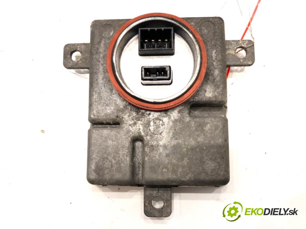 AUDI A4 B8 Avant (8K5) 2007 - 2015    2.0 TDI 125 kW [170 KM] olej napędowy 2008 - 2012  Menič XENON 8K0941597 (Riadiace jednotky xenónu)