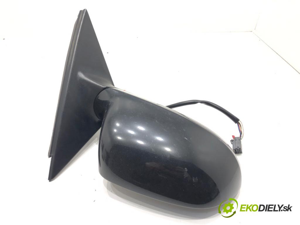 AUDI A4 B8 Kombi 2008 125 kW 2.0 TDI 1968 Spätné zrkadlo pravy