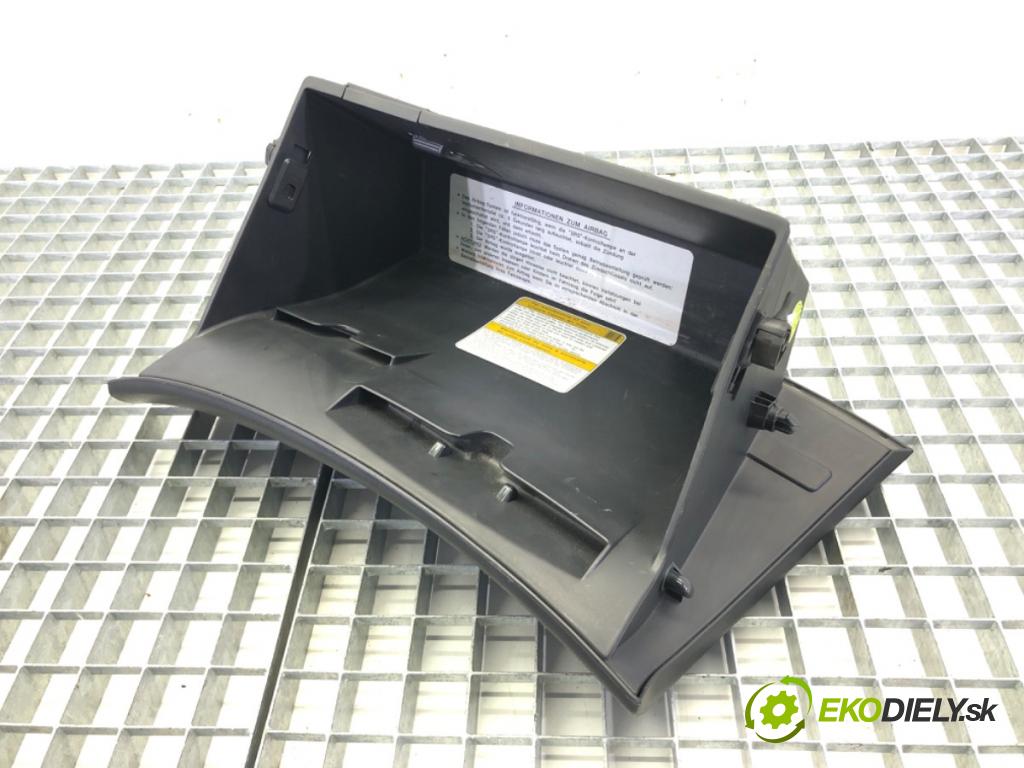 HYUNDAI i30 (FD) 2007 - 2012    2.0 105 kW [143 KM] benzyna 2007 - 2011  Priehradka, kastlík spolujazdca  (Priehradky, kastlíky)