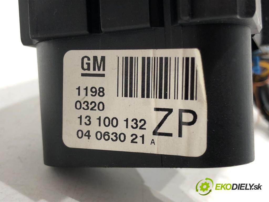 OPEL ASTRA H GTC (A04) 2005 - 2010    1.6 (L08) 85 kW [116 KM] benzyna 2006 - 2010  spínač světel 13100132ZP