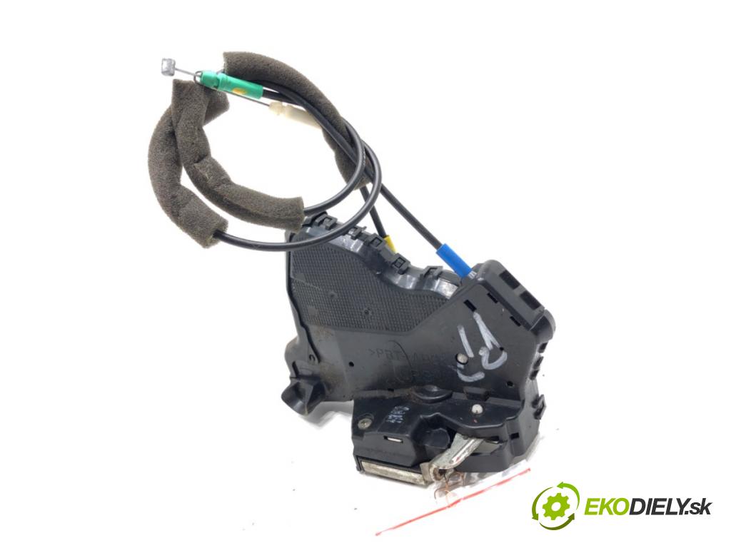TOYOTA COROLLA Verso (ZER_, ZZE12_, R1_) 2004 - 2009    1.8 (ZNR11_) 95 kW [129 KM] benzyna 2004 - 2009  zámok dveře pravý přední část 
