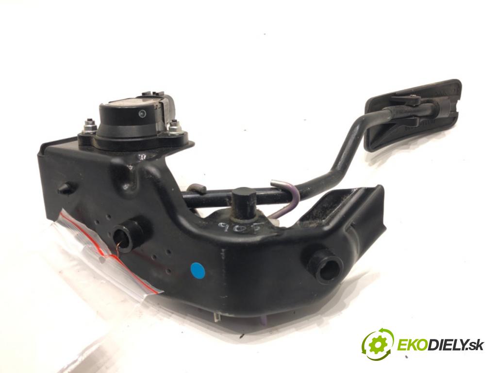 TOYOTA COROLLA Verso (ZER_, ZZE12_, R1_) 2004 - 2009    1.8 (ZNR11_) 95 kW [129 KM] benzyna 2004 - 2009  Potenciometer plynu  (Pedále)