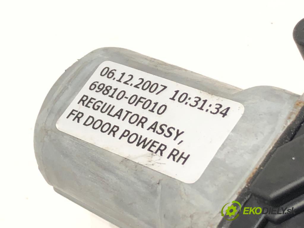 TOYOTA COROLLA Verso (ZER_, ZZE12_, R1_) 2004 - 2009    1.8 (ZNR11_) 95 kW [129 KM] benzyna 2004 - 2009  mechanismus okna pravý přední část 997250-103