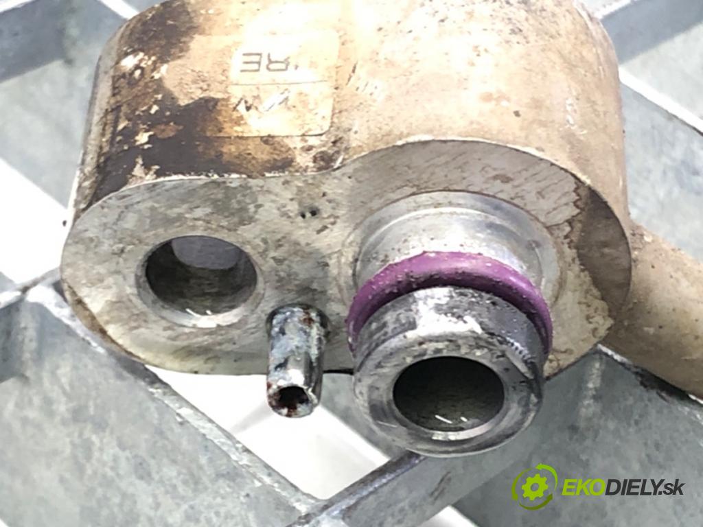 VW GOLF VI (5K1) 2008 - 2014    1.6 TDI 77 kW [105 KM] olej napędowy 2009 - 2012  rúrka klimatizácie 1K0820741CM (Rúrky klimatizácie)