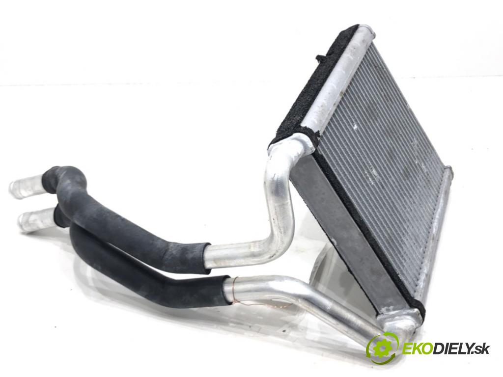 HYUNDAI i30 (PDE, PD, PDEN) 2016 - 2022    1.5 81 kW [110 KM] benzyna 2020 - 2022  Výhrevné teleso, radiátor kúrenia  (Radiátory kúrenia)