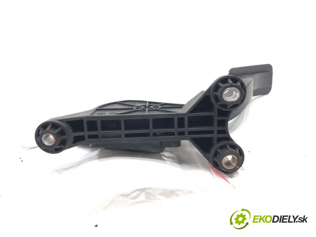 HYUNDAI i30 (PDE, PD, PDEN) 2016 - 2022    1.5 81 kW [110 KM] benzyna 2020 - 2022  Potenciometer plynu  (Pedále)