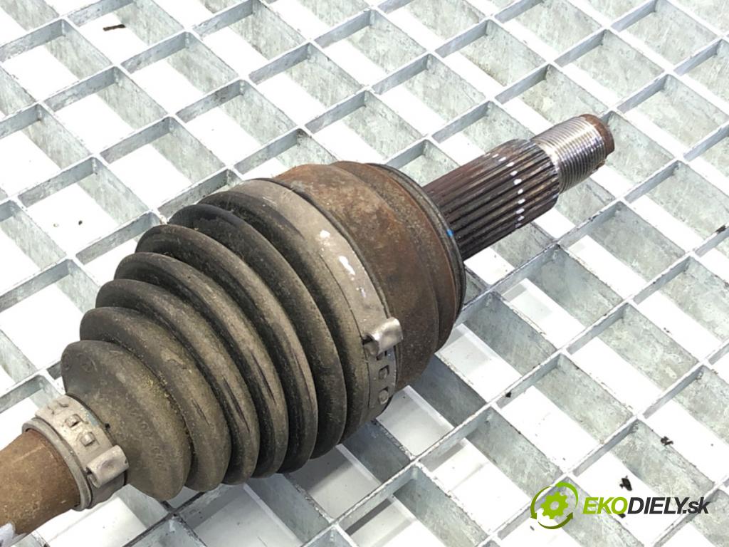 HYUNDAI i30 liftback 2021 81 kW 1.5 1498 Poloos ľavy predný