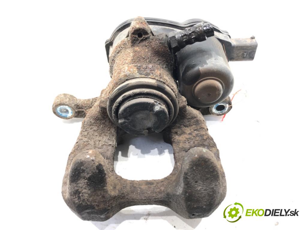 FIAT 500X (334_) 2014 - 2022    1.6 D Multijet (334AXA1B, 334AXA11) 88 kW [120 KM]  Brzdič strmeň pravy zad 32353471C