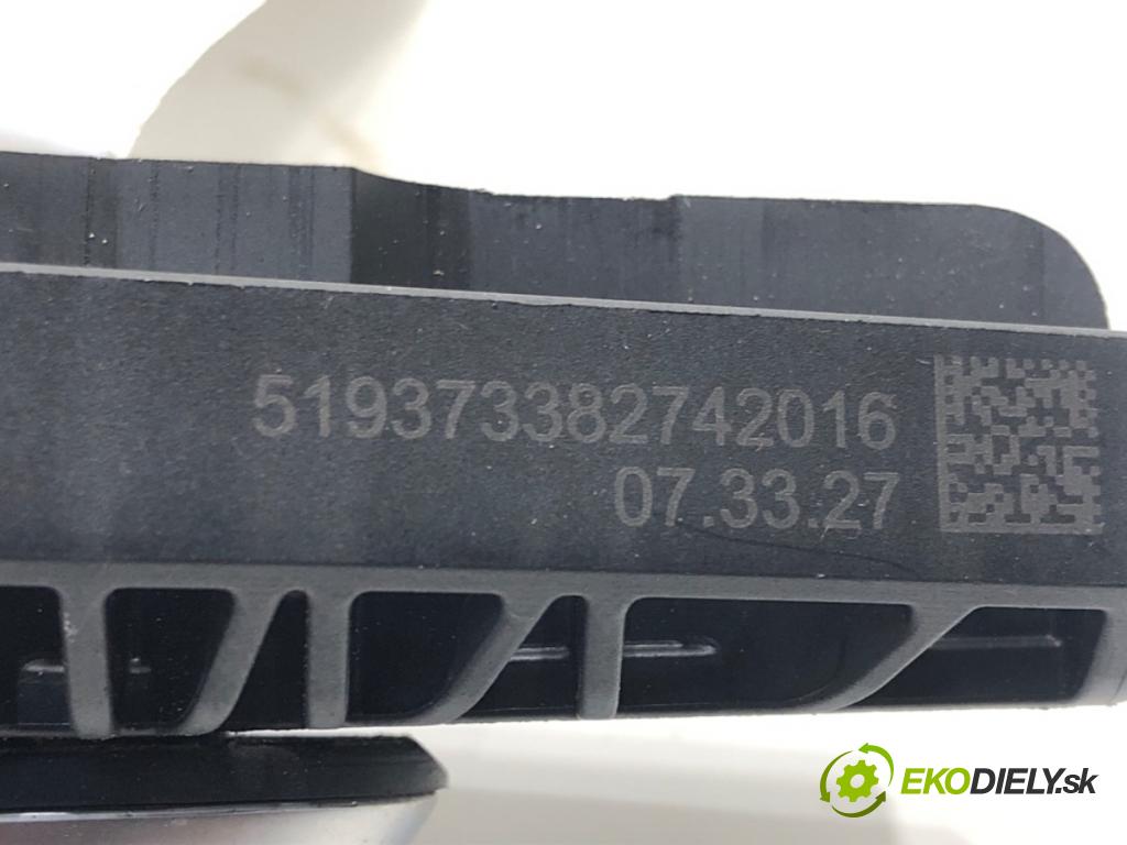 FIAT 500X (334_) 2014 - 2022    1.6 D Multijet (334AXA1B, 334AXA11) 88 kW [120 KM]  Kľučka vonkajšia pravy zad
