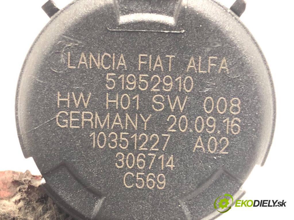FIAT 500X (334_) 2014 - 2022    1.6 D Multijet (334AXA1B, 334AXA11) 88 kW [120 KM]  Snímač dažďa 51952910 (Snímače dažďa)
