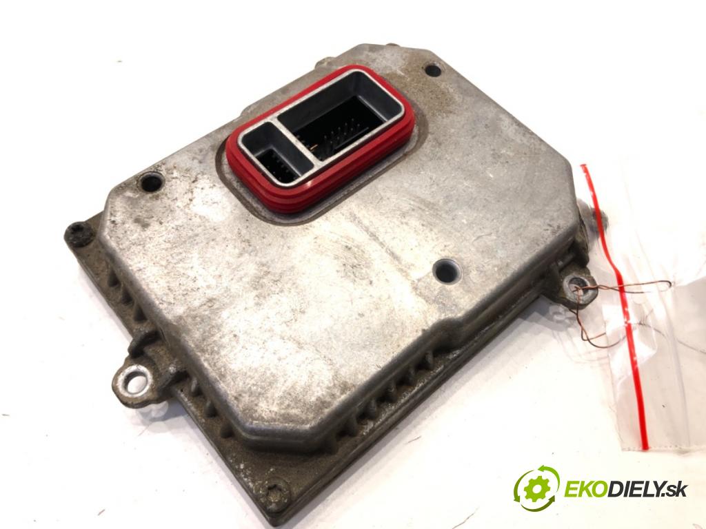 AUDI A4 B7 Avant (8ED) 2004 - 2008    2.0 TDI 103 kW [140 KM] olej napędowy 2004 - 2008  Menič XENON 1307329115 (Riadiace jednotky xenónu)