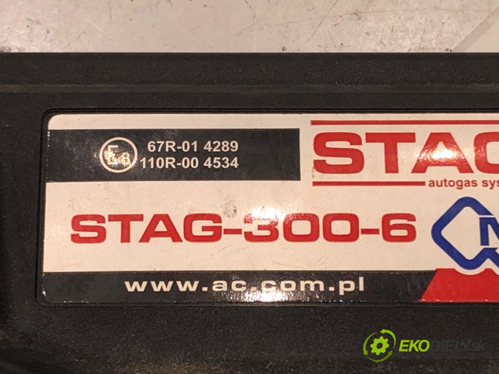 --- ---    ---  riadiaca jednotka do plynového pedálu LPG STAG-300-6 QMAX PLUS (Riadiace jednotky)